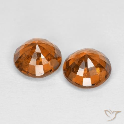 Shop natural 1.79ct 黄色がかったオレンジ ヘソナイトガーネット gems, ラウンド, from スリランカ at GemSelect. In stock, global shipping!