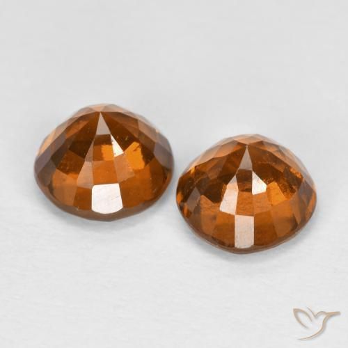 Shop natural 2.16ct ディープオレンジ ヘソナイトガーネット gems, ラウンド, from スリランカ at GemSelect. In stock, global shipping!