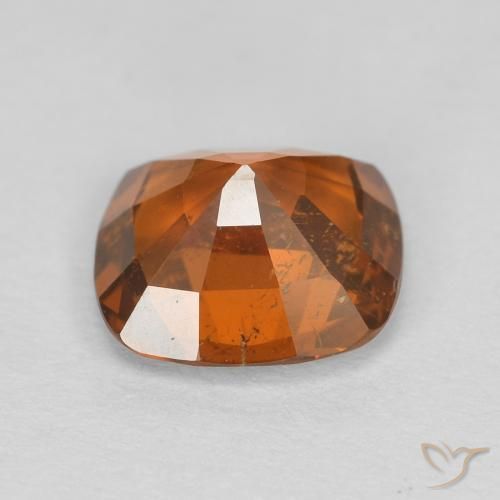 1.74カラットの天然Medium Dark-Orangeヘソナイトガーネット、クッション、VVS-VS