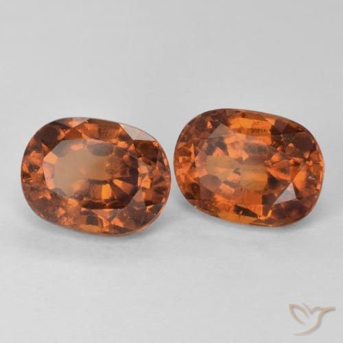 Shop natural 3.94ct アンバーオレンジ ヘソナイトガーネット gems, クッション, from マダガスカル at GemSelect. In stock, global shipping!