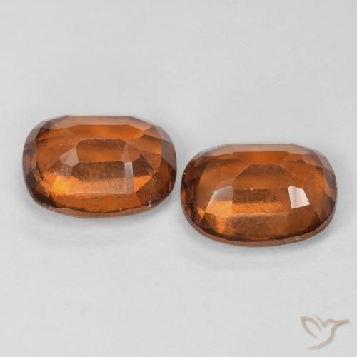 Shop natural 3.60ct ディープオレンジ ヘソナイトガーネット gems, クッション, from マダガスカル at GemSelect. In stock, global shipping!