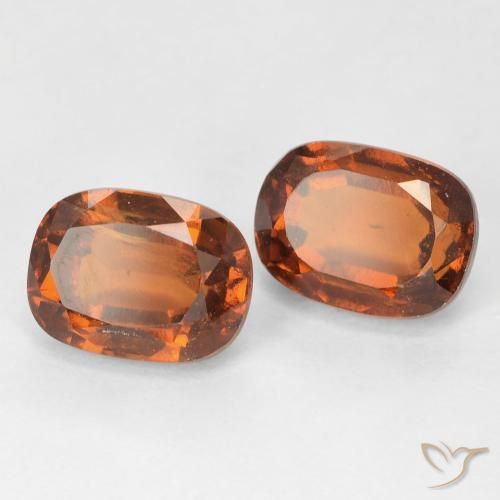 Shop natural 4.23ct アンバーオレンジ ヘソナイトガーネット gems, クッション, from マダガスカル at GemSelect. In stock, global shipping!