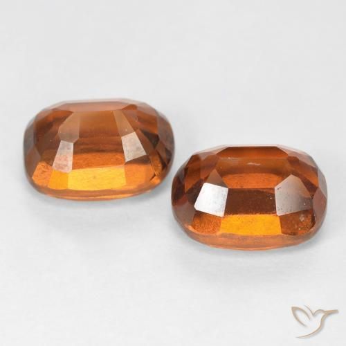 Shop natural 4.23ct アンバーオレンジ ヘソナイトガーネット gems, クッション, from マダガスカル at GemSelect. In stock, global shipping!