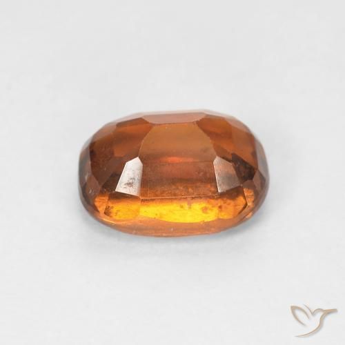 1.33カラットの天然Medium Dark-Orangeヘソナイトガーネット、楕円形、VS