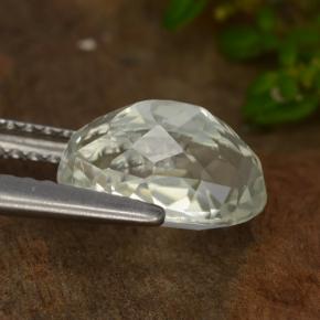 2.36カラットの天然ライトグリーンヒデナイト、オーバルカット、VVS-VS