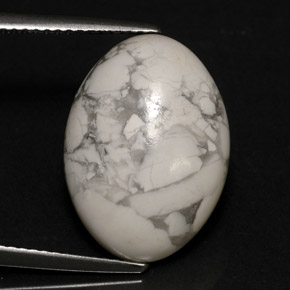 9.53カラットの天然灰色がかった白ハウライト（18×13.1 mm・オーバルカット）