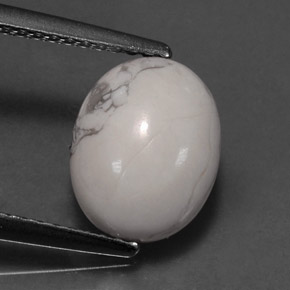2.70カラットの天然灰色がかった白ハウライト（10×8 mm・オーバルカット）