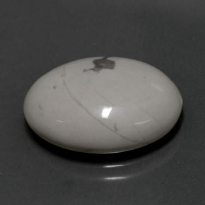 9.53カラットの天然灰色がかった白ハウライト（17.8×13.1 mm・オーバルカット）