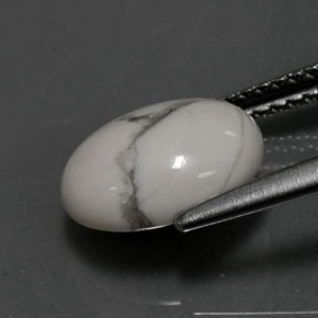 2.60カラットの天然灰色がかった白ハウライト、オーバルカット、オペーク