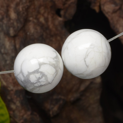 自然派の商品を探す 29.96ct マルチカラーホワイト ハウライト 宝石, スフェア / ボール, アメリカ からGemSelectで. 在庫あり、世界各国へ発送!