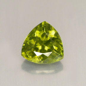 1.80カラットの天然オリーブグリーンアイドクレース（7.5×7.5 mm・トリリアント）