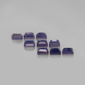 カラットの天然バイオレットブルーアイオライト（6.1×4 mm・エメラルドカット）