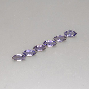 カラットの天然バイオレットブルーアイオライト（6.1×3 mm・マーキス）