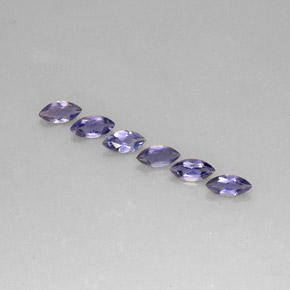 カラットの天然バイオレットブルーアイオライト（5.9×2.8 mm・マーキス）