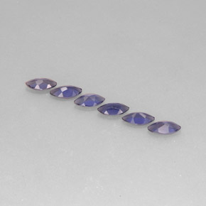 カラットの天然バイオレットブルーアイオライト（5.9×2.8 mm・マーキス）