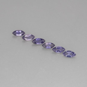 カラットの天然バイオレットブルーアイオライト（6×3.1 mm・マーキス）