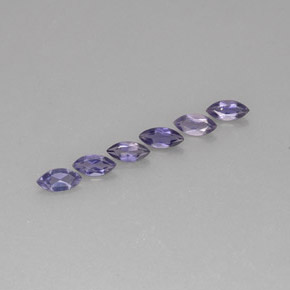カラットの天然バイオレットブルーアイオライト（6×3.1 mm・マーキス）