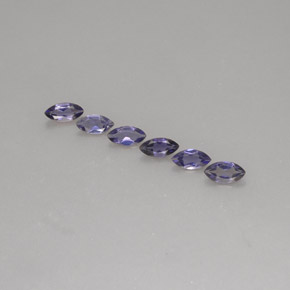 カラットの天然バイオレットブルーアイオライト（6.3×3.3 mm・マーキス）