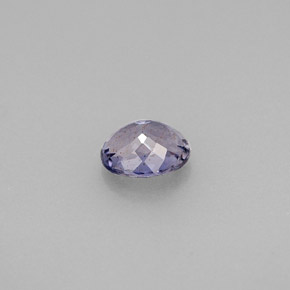 0.52カラットの天然バイオレットブルーアイオライト（5.9×4.8 mm・オーバルカット）