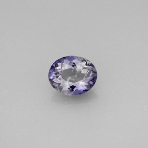 0.52カラットの天然バイオレットアイオライト（6.2×5.1 mm・オーバルカット）