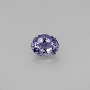0.49カラットの天然バイオレットアイオライト（5.7×4.8 mm・オーバルカット）