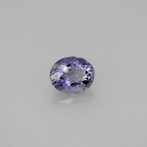 0.49カラットの天然バイオレットアイオライト（5.7×4.8 mm・オーバルカット）