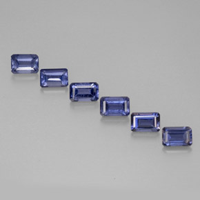 カラットの天然バイオレットブルーアイオライト（5.9×4 mm・エメラルドカット）