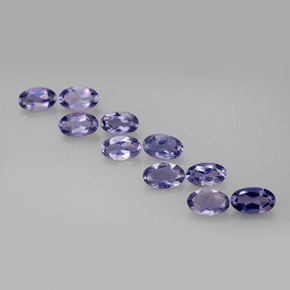 カラットの天然バイオレットブルーアイオライト（5×3.1 mm・オーバルカット）