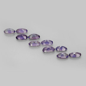 カラットの天然バイオレットブルーアイオライト（5.1×3.1 mm・オーバルカット）