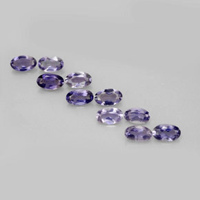 カラットの天然バイオレットブルーアイオライト（4.9×3.1 mm・オーバルカット）