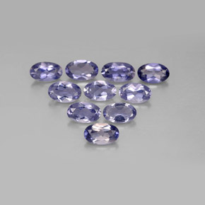 カラットの天然バイオレットブルーアイオライト（4.9×3.1 mm・オーバルカット）