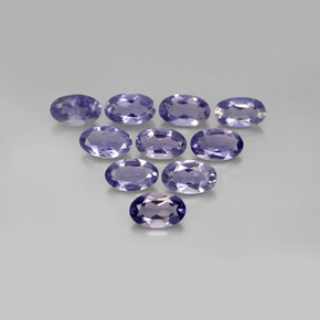 カラットの天然バイオレットブルーアイオライト（4.9×3.1 mm・オーバルカット）