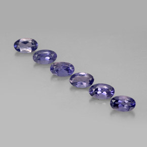カラットの天然バイオレットブルーアイオライト（5.1×3.2 mm・オーバルカット）