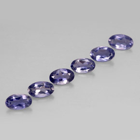 カラットの天然バイオレットブルーアイオライト（5.1×3.1 mm・オーバルカット）