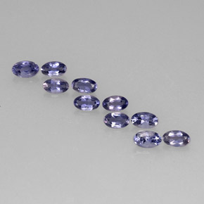 カラットの天然バイオレットブルーアイオライト（5×3.1 mm・オーバルカット）