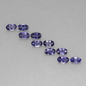 カラットの天然バイオレットブルーアイオライト（5×3.2 mm・オーバルカット）