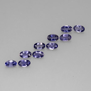 カラットの天然バイオレットブルーアイオライト（5×3.2 mm・オーバルカット）