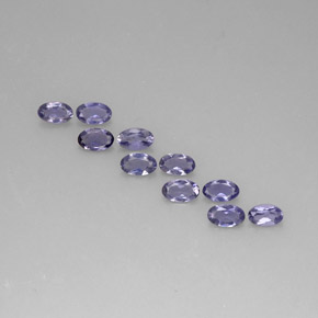 カラットの天然バイオレットブルーアイオライト（5×3.1 mm・オーバルカット）