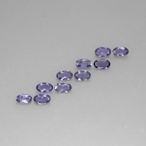 カラットの天然バイオレットブルーアイオライト（5×3.1 mm・オーバルカット）