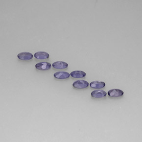 カラットの天然バイオレットブルーアイオライト（5.1×2.9 mm・オーバルカット）