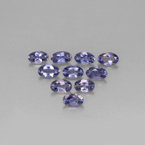 カラットの天然バイオレットブルーアイオライト（4.8×3 mm・オーバルカット）
