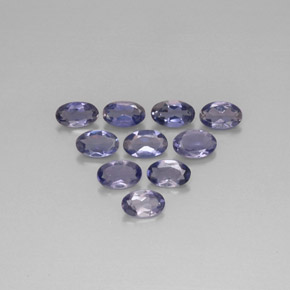 カラットの天然バイオレットブルーアイオライト（5×3.1 mm・オーバルカット）