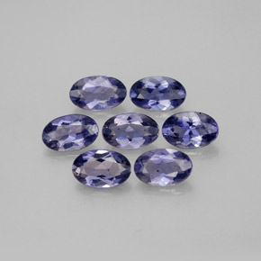 カラットの天然バイオレットブルーアイオライト（4.6×3 mm・オーバルカット）
