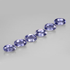 カラットの天然バイオレットブルーアイオライト（5×3.2 mm・オーバルカット）
