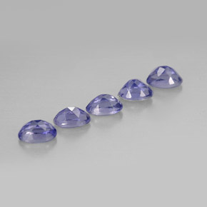 カラットの天然バイオレットブルーアイオライト（5×3.1 mm・オーバルカット）