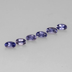 カラットの天然バイオレットブルーアイオライト（5×3.1 mm・オーバルカット）