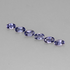 カラットの天然バイオレットブルーアイオライト（5.1×3.2 mm・オーバルカット）