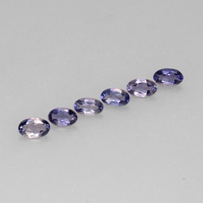 カラットの天然バイオレットブルーアイオライト（4.8×2.9 mm・オーバルカット）