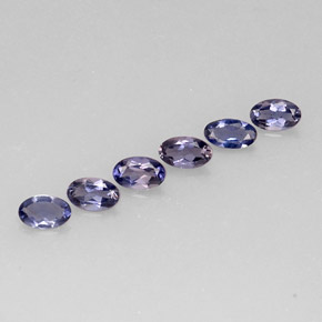カラットの天然バイオレットブルーアイオライト（5×3.1 mm・オーバルカット）