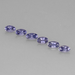 カラットの天然バイオレットブルーアイオライト（5.2×3.1 mm・オーバルカット）